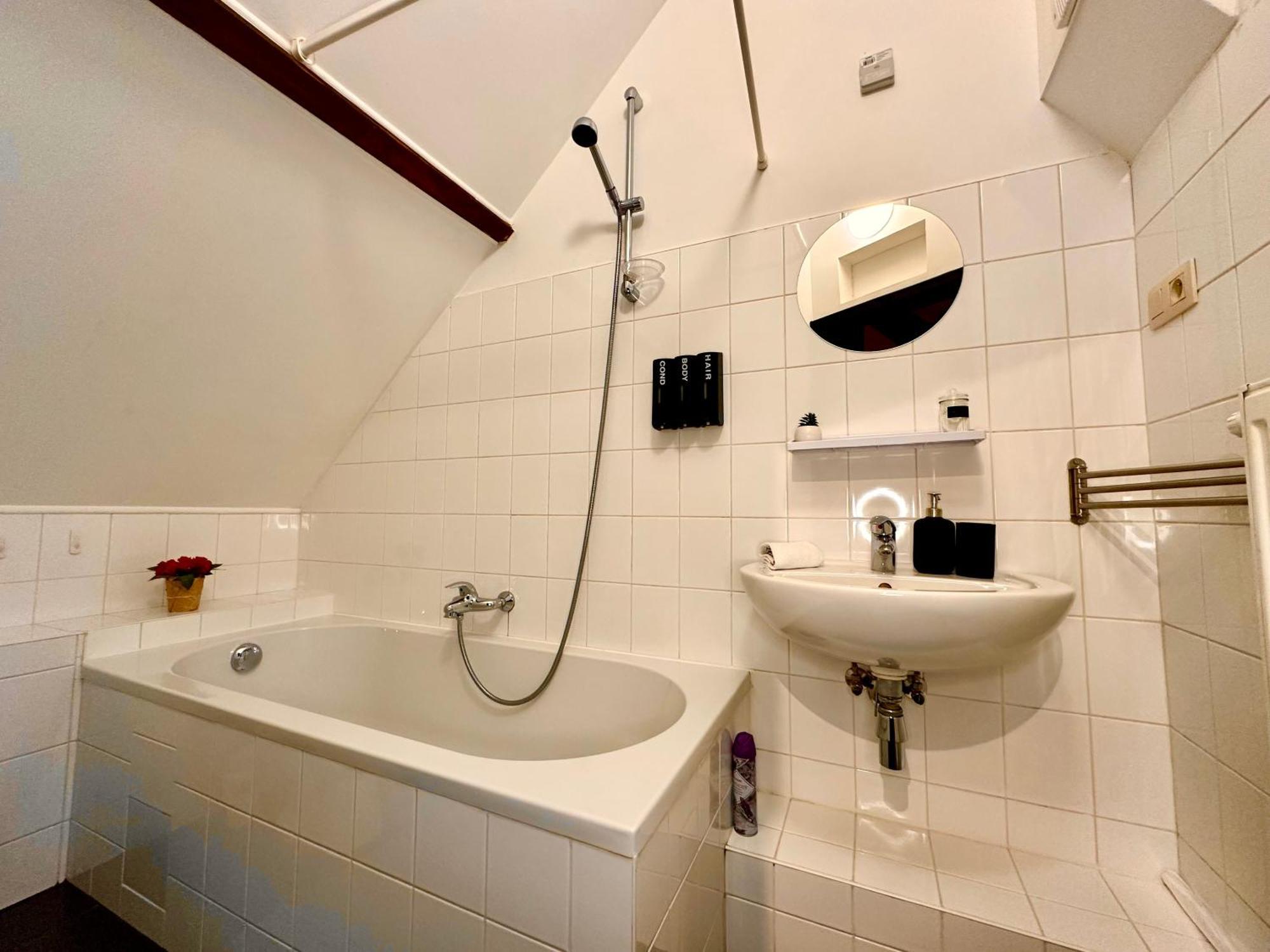 אנטוורפן Luxury Suites Centrum By Rikas Hotels מראה חיצוני תמונה