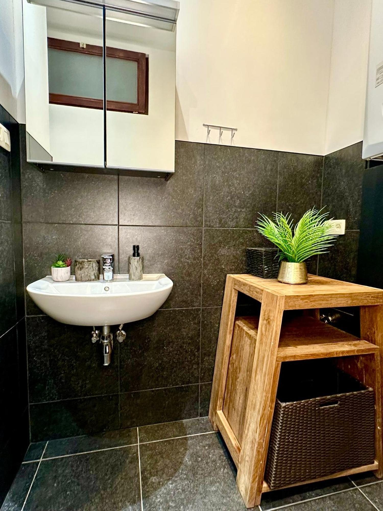 אנטוורפן Luxury Suites Centrum By Rikas Hotels מראה חיצוני תמונה
