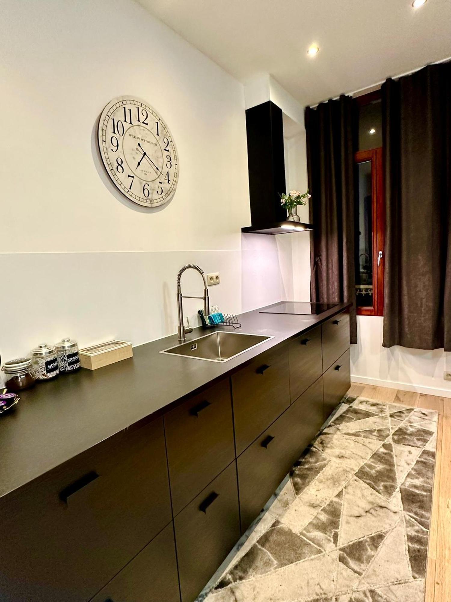אנטוורפן Luxury Suites Centrum By Rikas Hotels מראה חיצוני תמונה